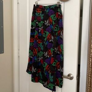 Multi-colored Topshop midi skirt w/ slit 🖤❤️💚💙